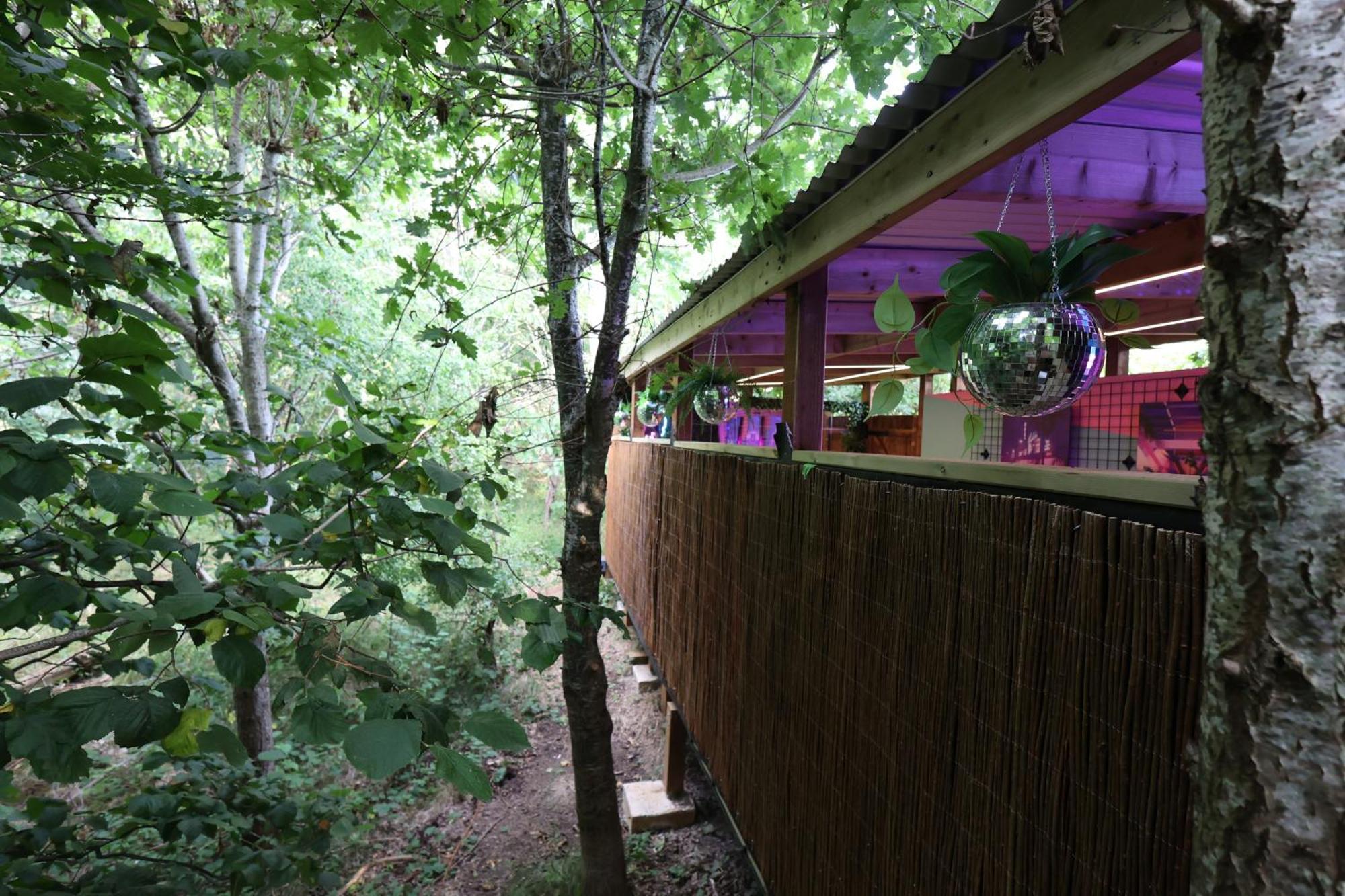 Ammonite Glamping Pod & Hot Tub Apartment Hungerton Exterior photo